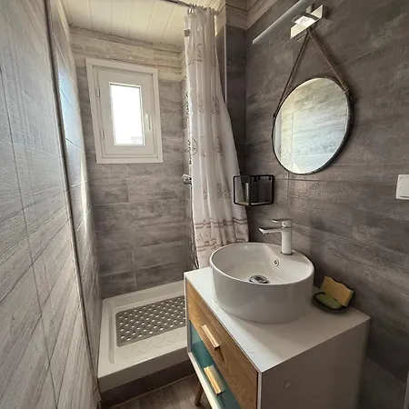 A Pour 8 Pers, Confort Et Charme - Fr-1-784-41 Chalet Gruissan